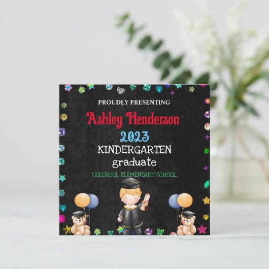 Zwarte Kindergarten Afstuderen Kaart (Staand voorkant)