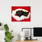 Zwarte kittens in het pet van Santa Poster (Thuiskantoor)