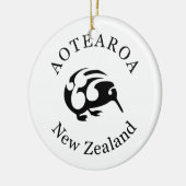 Zwarte KIWI met Koru Keramisch Ornament (Links)