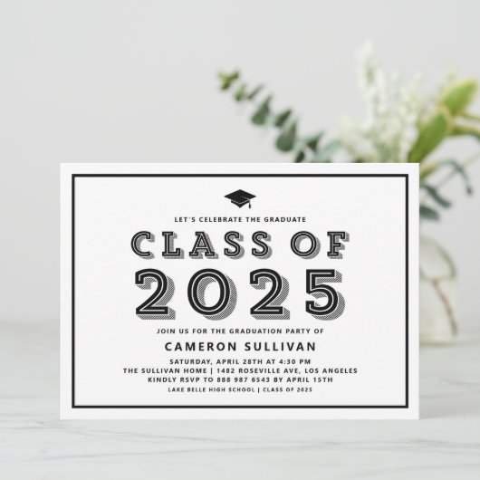 Zwarte Klasse van 2025 Pet Retro Afstuderen Kaart (Staand voorkant)