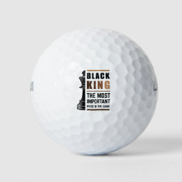 Zwarte koning het belangrijkste stuk in het spel 2 golfballen