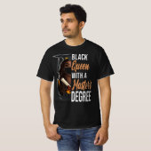 Zwarte koningin met een mastergraad Afstuderen kla T-shirt (Voorkant volledig)