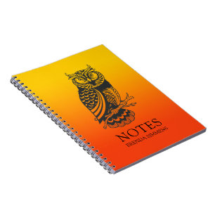 Zwarte kronkel op gele en oranje achtergrond notitieboek
