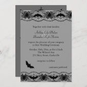 Zwarte kroonluchter & vleermuizen bruiloft uitnodi kaart (Voorkant / Achterkant)