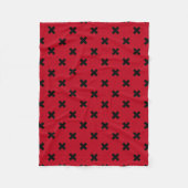 Zwarte kruisstift op rood fleece deken (Voorkant)