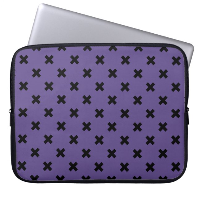 Zwarte kruisstift op ultraviolet laptop sleeve (Voorkant)