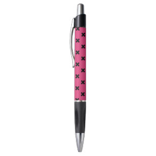 Zwarte kruisstiften op fuchsia pen