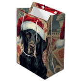 Zwarte lab kerst medium cadeauzakje (Voorkant Gekanteld)