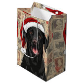 Zwarte lab kerst medium cadeauzakje (Voorkant Gekanteld)