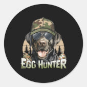 Zwarte Labrador Camo Pet Egg Hunter  Pasen Ronde Sticker (Voorkant)