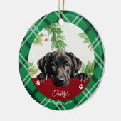 Zwarte Labrador Gepersonaliseerde Eerste Kerstmis Keramisch Ornament (Links)