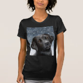 Zwarte Labrador Hond 100 wintersneeuw T-shirt (Voorkant)