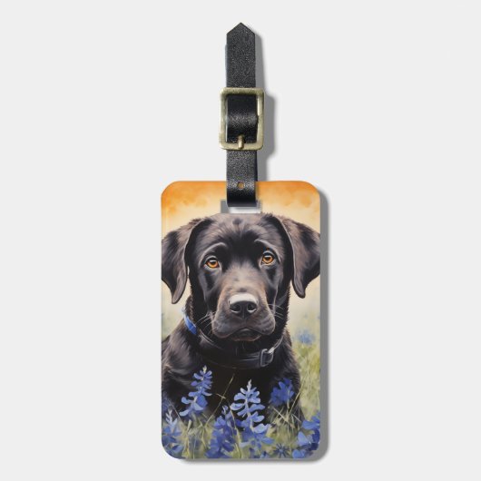 Zwarte Labrador in Bluebonnets Bagagelabel (Voorkant verticaal)