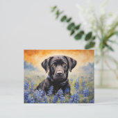 Zwarte Labrador in Bluebonnets Briefkaart (Staand voorkant)