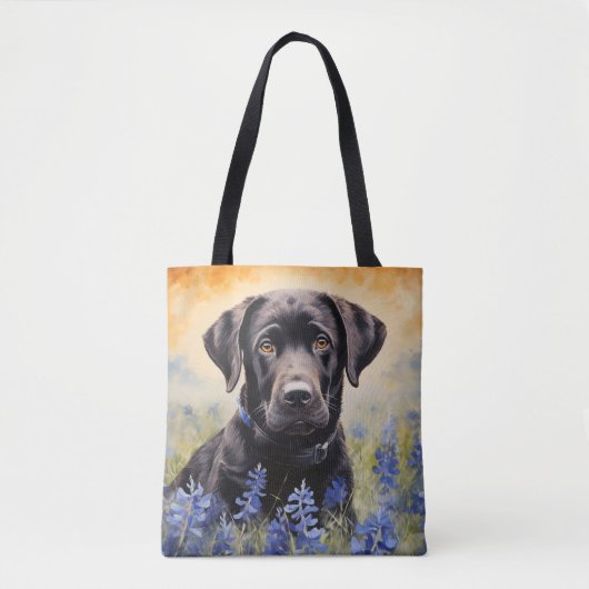 Zwarte Labrador in Bluebonnets Tote Bag (Voorkant)