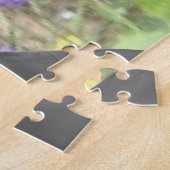 Zwarte labrador in een Bluebell Wood Legpuzzel (Zijkant)