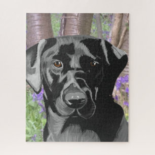 Zwarte labrador in een Bluebell Wood Legpuzzel