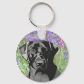 Zwarte labrador in een Bluebell Wood Sleutelhanger (Voorkant)