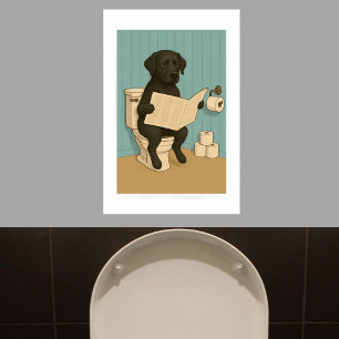 Zwarte labrador lezen krant op het toilet poster