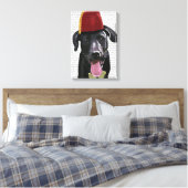 Zwarte labrador met fez canvas afdruk (Insitu (Slaapkamer))