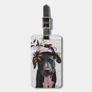 Zwarte labrador met groene fascinator bagagelabel