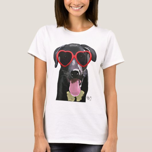 Zwarte labrador met zonnebrillen voor het hart t-shirt (Voorkant)