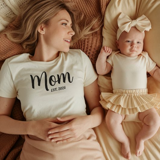 Zwarte Letter Gevestigde Moeder T-shirt