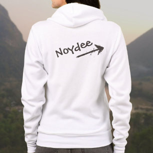 Zwarte letters en pijl op jouw hoodie