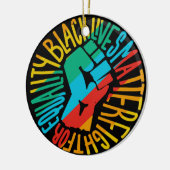 zwarte levens zijn belangrijk x lgbt - pride vlag  keramisch ornament (Links)