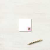 Zwarte Lijster Die Uit Een Cadeaudoos Kijkt Post-it® Notes (Op bureau)