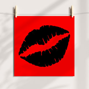 Zwarte lippenstift kus grafisch op rood poster