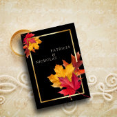 Zwarte magie ontmoet rustieke gouden herfstbruilof kaart