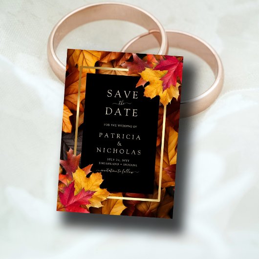 Zwarte magie ontmoet rustieke gouden herfstbruilof save the date