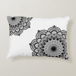 Zwarte Mandala op Witte Achtergrond Accent Kussen