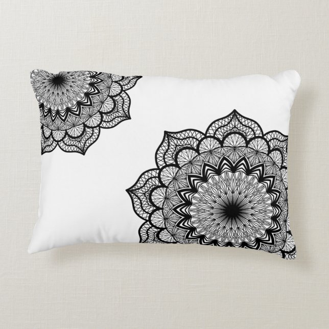 Zwarte Mandala op Witte Achtergrond Accent Kussen (Achterkant)