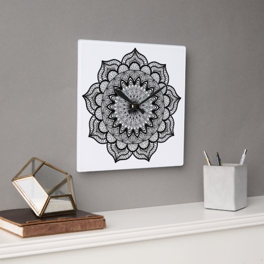 Zwarte Mandala op Witte Achtergrond Vierkante Klok (Kantoor)