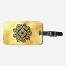 Zwarte Mandala op zachte gouden achtergrond