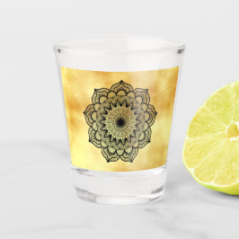 Zwarte Mandala op zachte gouden achtergrond shotgl Shot Glas