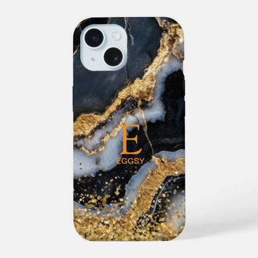 Zwarte marmeren chique gouden glitters monogram iPhone 15 case (Achterkant)