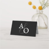 Zwarte minimalistische monogram bruiloft receptie plaatskaartje (Achterkant)