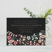 Zwarte moderne handgetekende pastel bloemige bruil kaart (Staand voorkant)