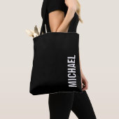 Zwarte Moderne Minimalistische Gepersonaliseerde N Tote Bag (Dichtbij)