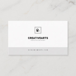 Zwarte moderne Serif typografie Minimalistische za Visitekaartje