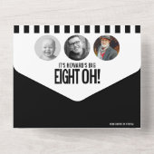 Zwarte mono fotocirkels strepen 80ste verjaardag all in one uitnodiging (Achterkant)
