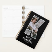 Zwarte Monogram Beginletter 'K' Foto Planner (Display)