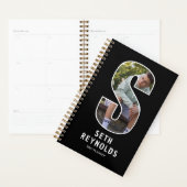 Zwarte Monogram Eerste Letter 'S' Foto Planner (Display)