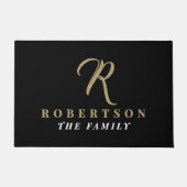 Zwarte Monogram Gouden Initiële Naam Minimalistisc Deurmat (Voorkant)