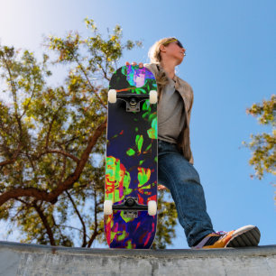 Zwarte Neon Floral Print Skateboard