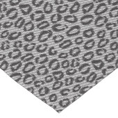 Zwarte netzijde met luipaard op wit korte tafelloper (Hoek)