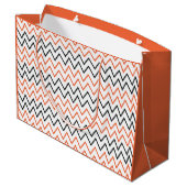 Zwarte Oranje Chevron Zigzag Groot Cadeauzakje (Achterkant Gekanteld)
